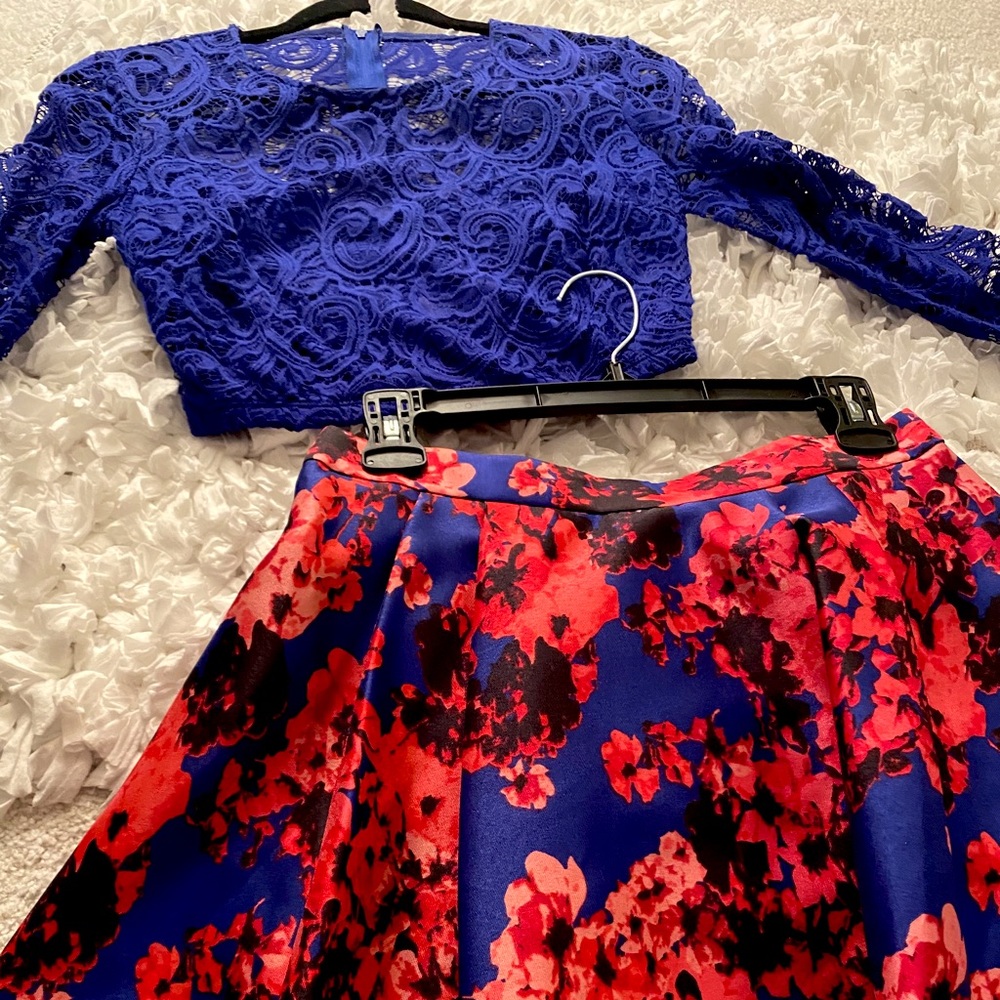 2 piece... skirt and cropped top lace! 💙❤️💓